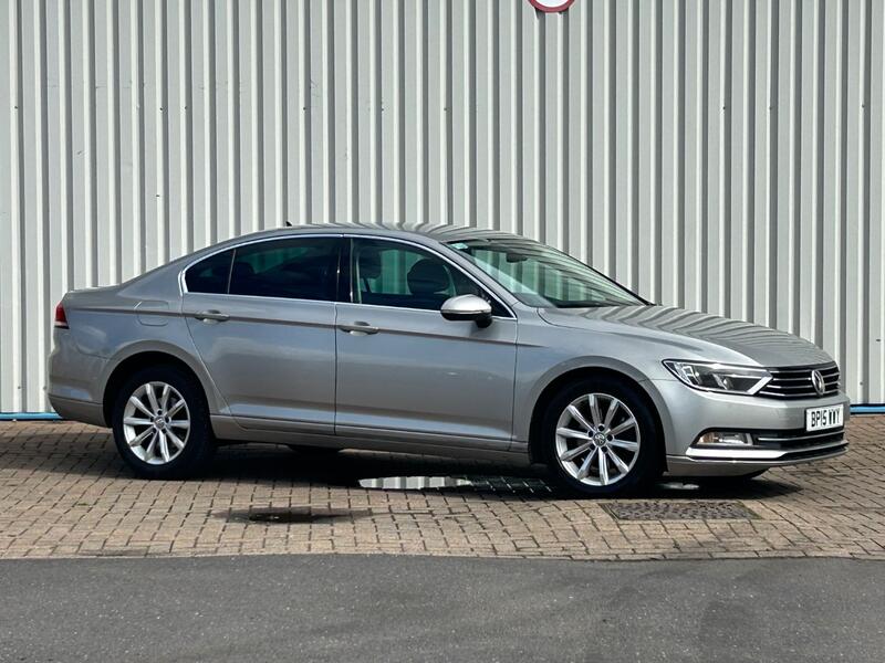 VOLKSWAGEN PASSAT 2.0 TDI BlueMotion Tech SE Business